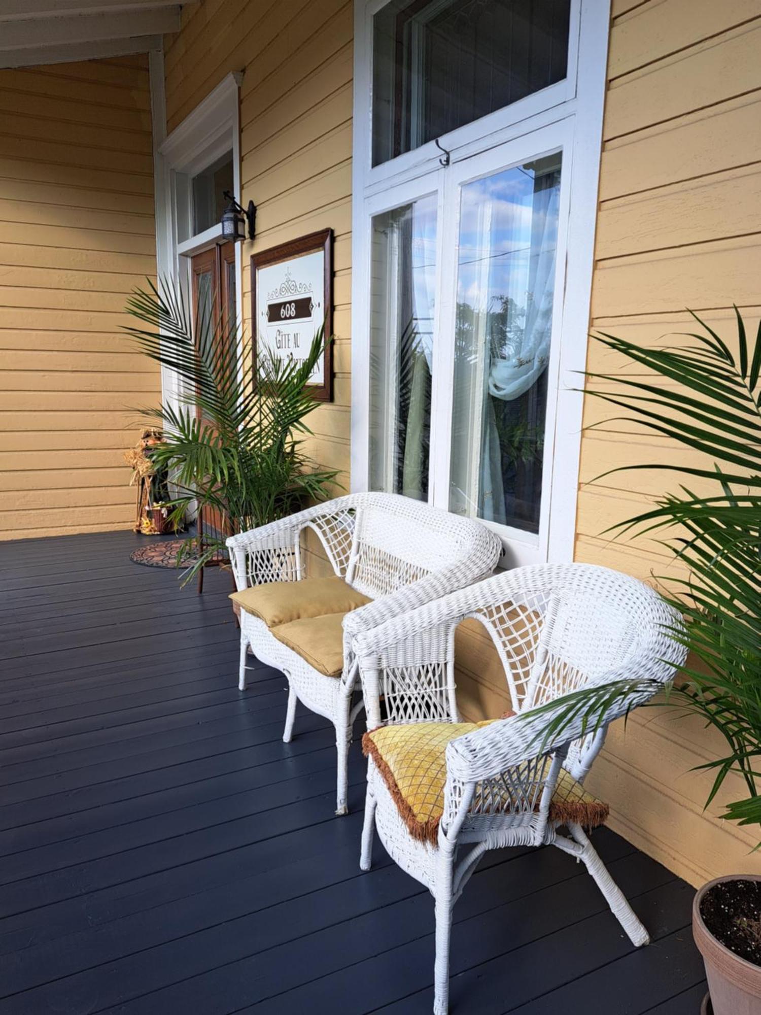 Gite Au Charme Victorien Beauceville ภายนอก รูปภาพ